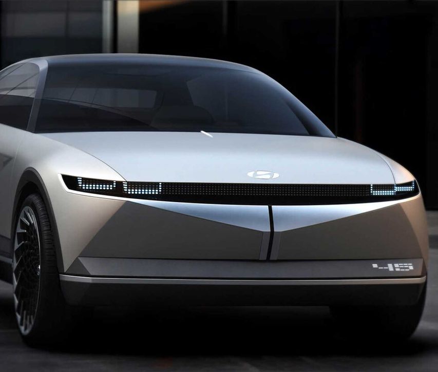 coche moderno frontal